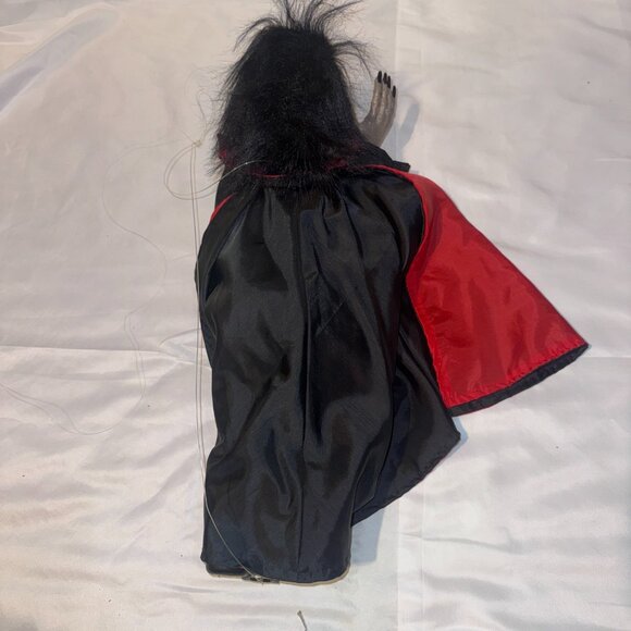 Vintage Gemmy Halloween 24” Hanging Animated Vampire Decoration - Picture 6 of 7